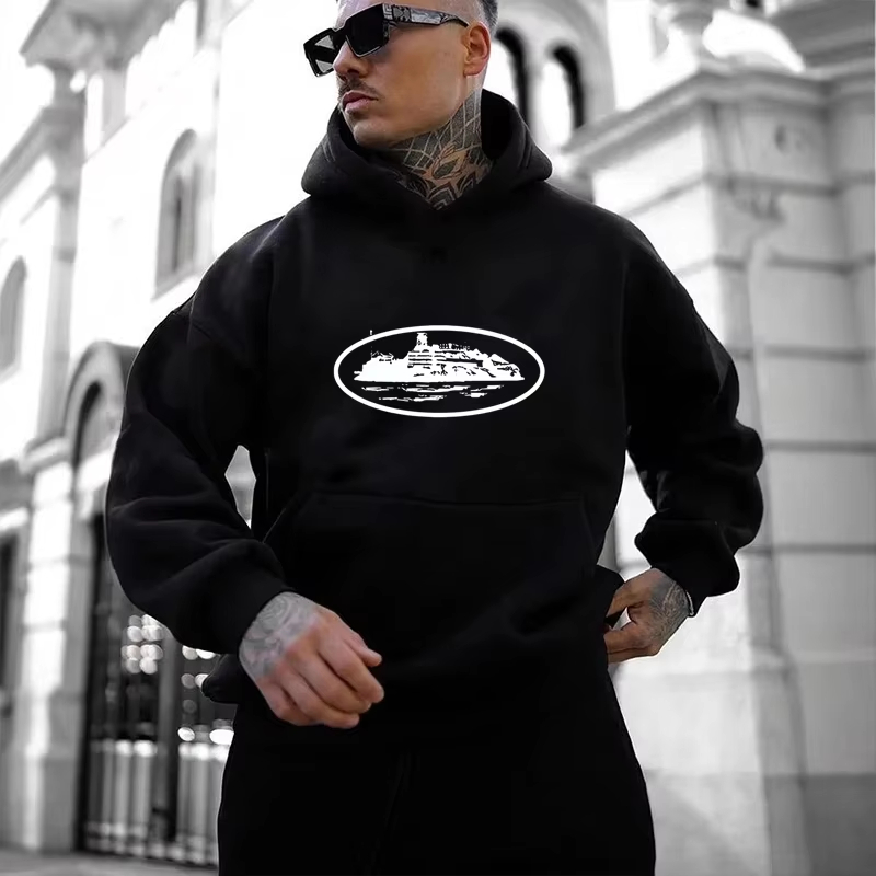 هودي فاخر بتصميم جرافيك للرجال - مراجعة Streetwear Outfit Brand وسعره