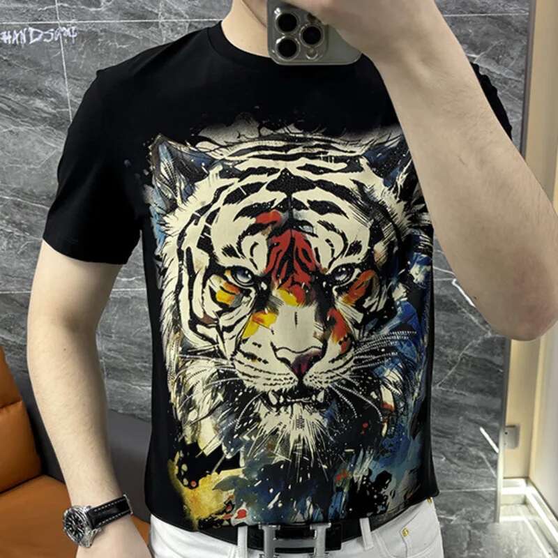 الشارع الشهير الساخن الحفر الن - مراجعة Streetwear Outfit Brand وسعره